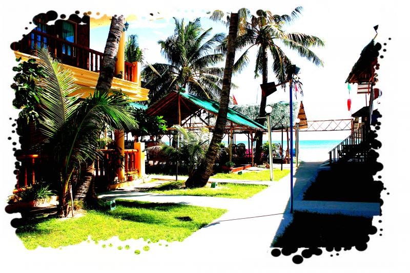 Yooneek Beach shoreline